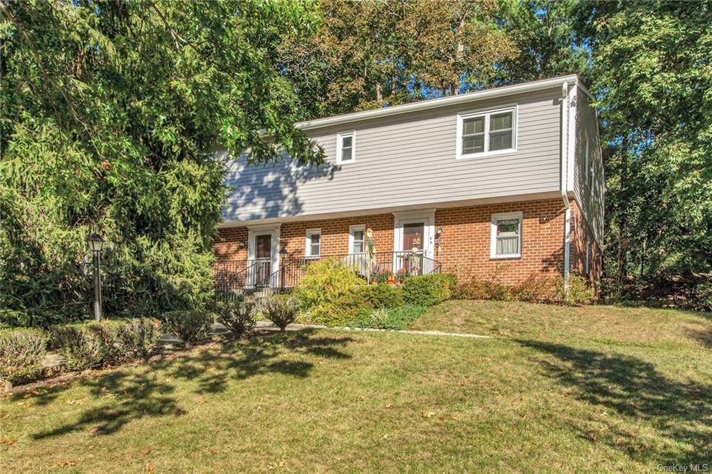 49 Charter Circle - Photo 1