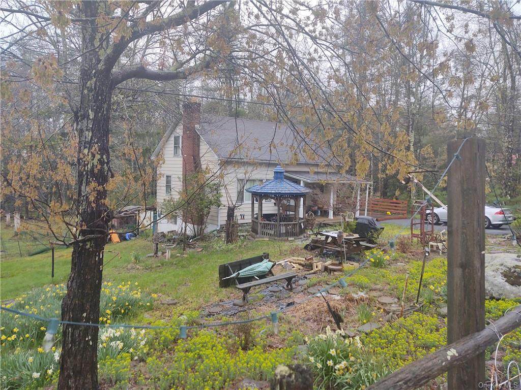 153 Rose Valley Road - Photo 1