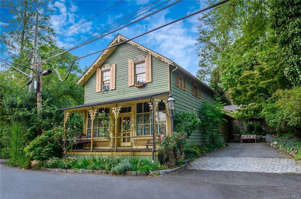 696 Oak Tree Road - Photo 1