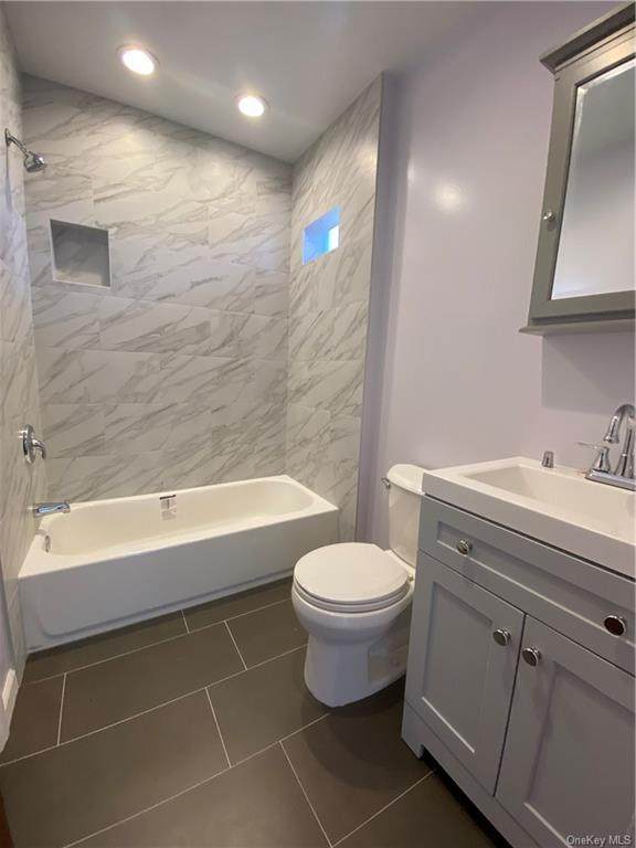 18 Tower Place - Photo 1
