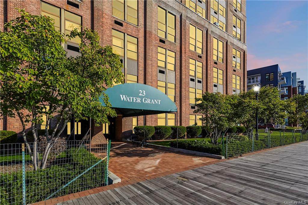 23 Water Grant Street - Photo 1