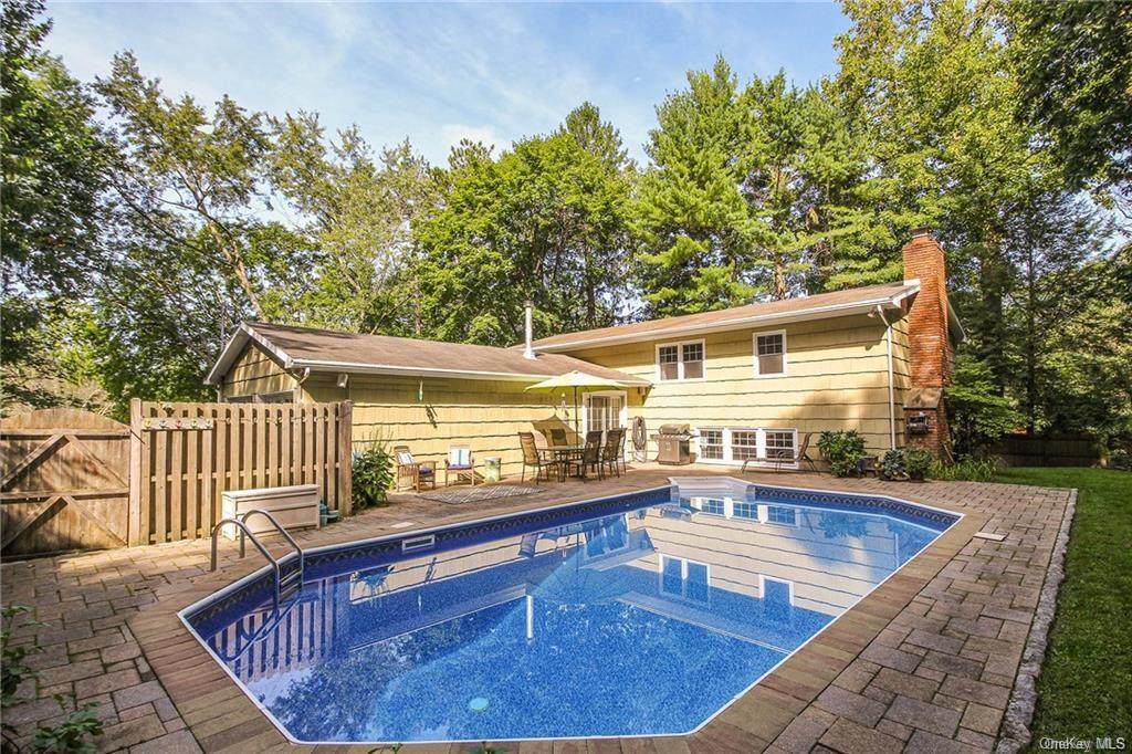 2302 William Court - Photo 1