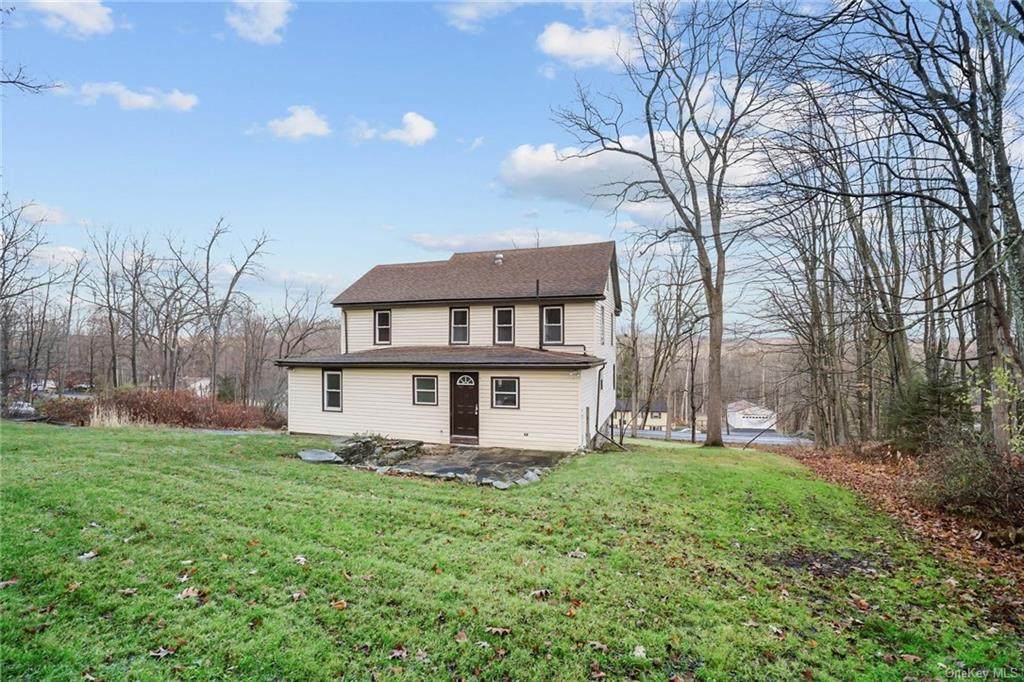 145 Mountain View Avenue - Photo 1