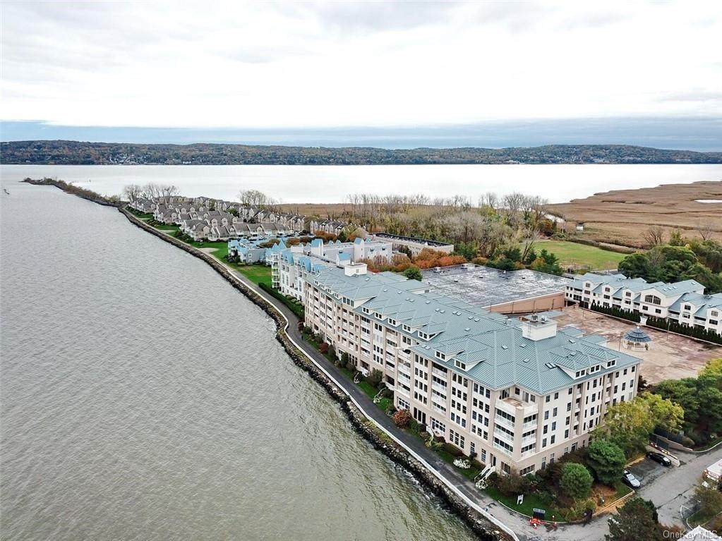 60 Harbor Cove - Photo 1