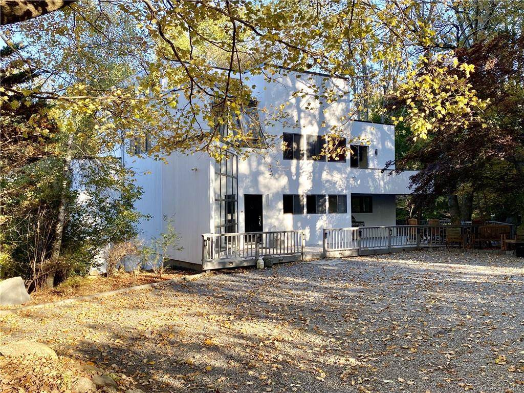 82 Scofield Road - Photo 1