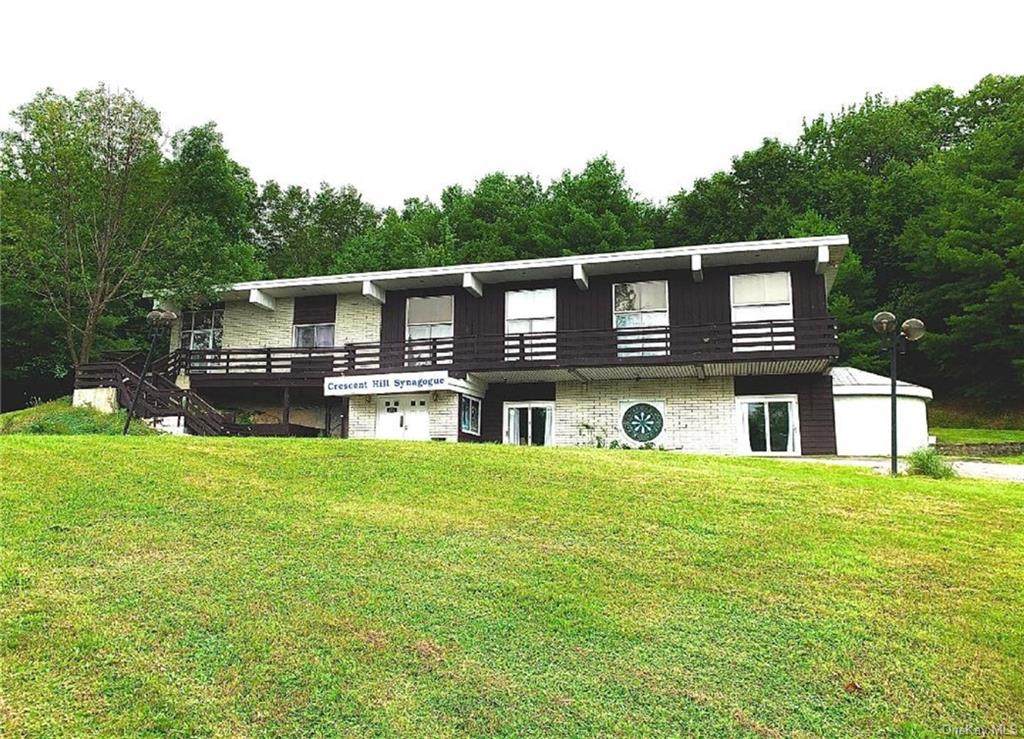 271 Lake Louise Marie Road - Photo 1