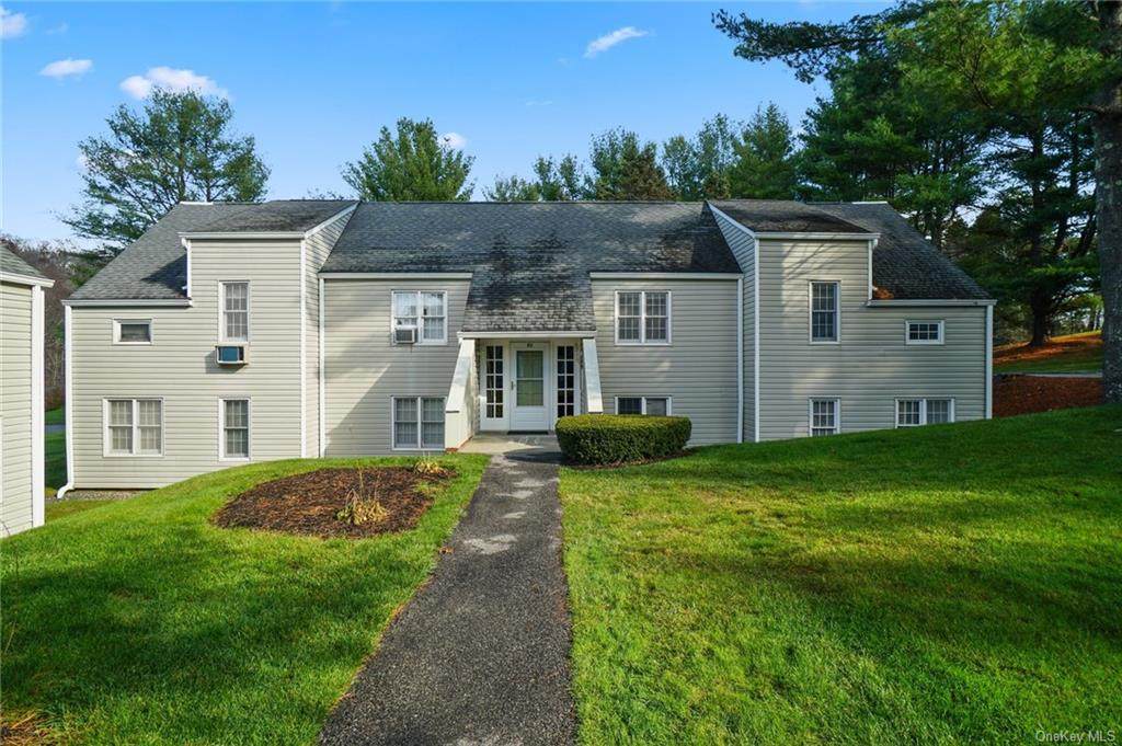 2102 Holly Stream Court - Photo 1