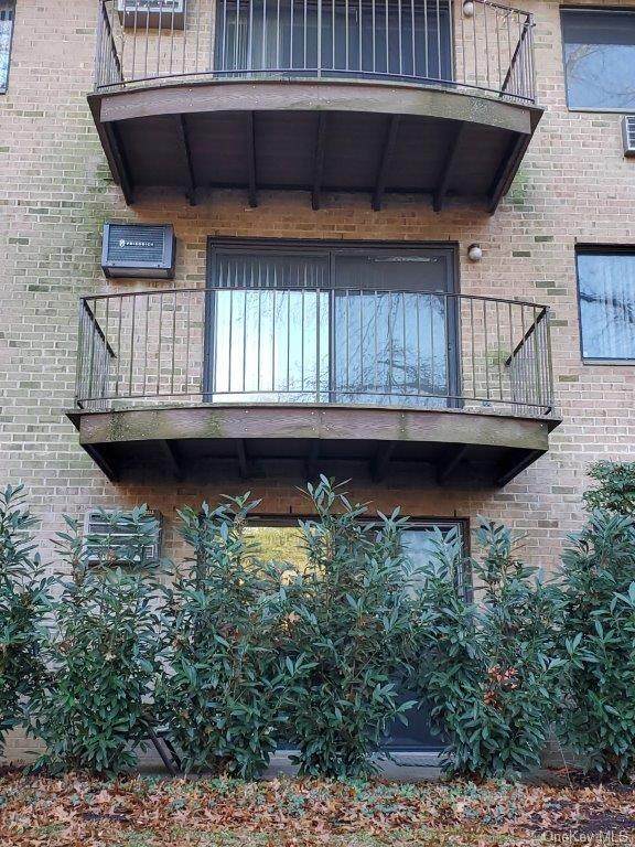 508 Central Park Avenue - Photo 1
