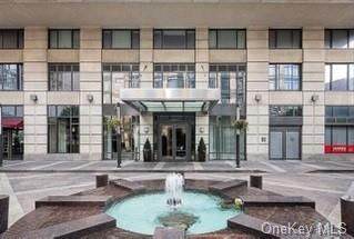 10 City Place - Photo 1