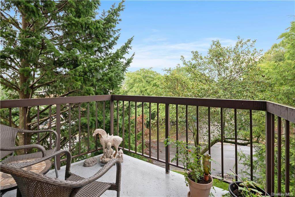 24 Ray Place - Photo 1