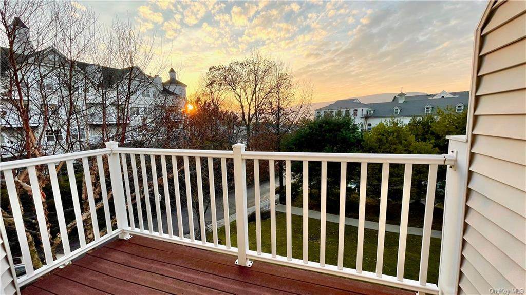 121 Northview Court - Photo 1