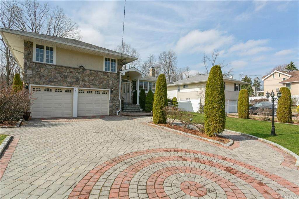 163 Finmor Drive - Photo 1