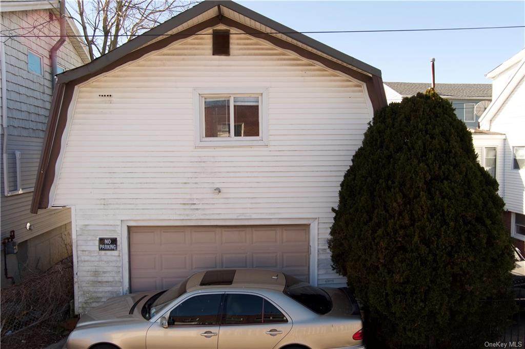 111 Abbey Court - Photo 1