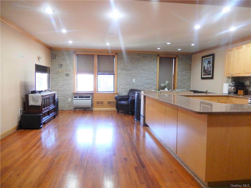 2165 Matthews Avenue - Photo 1
