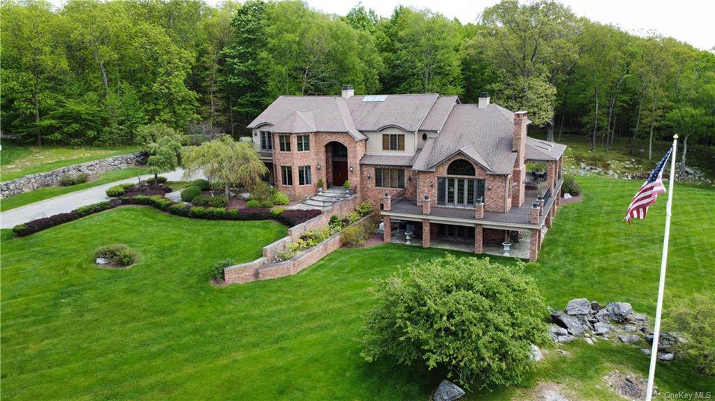 16 Reynwood Drive - Photo 1