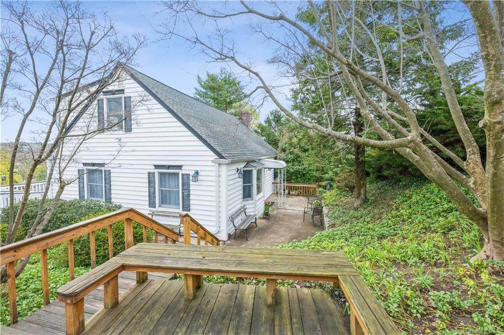 65 Florence Avenue - Photo 1