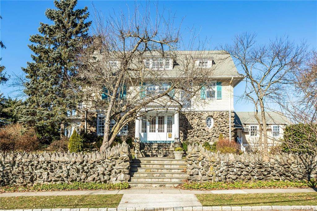 145 Corlies Avenue - Photo 1