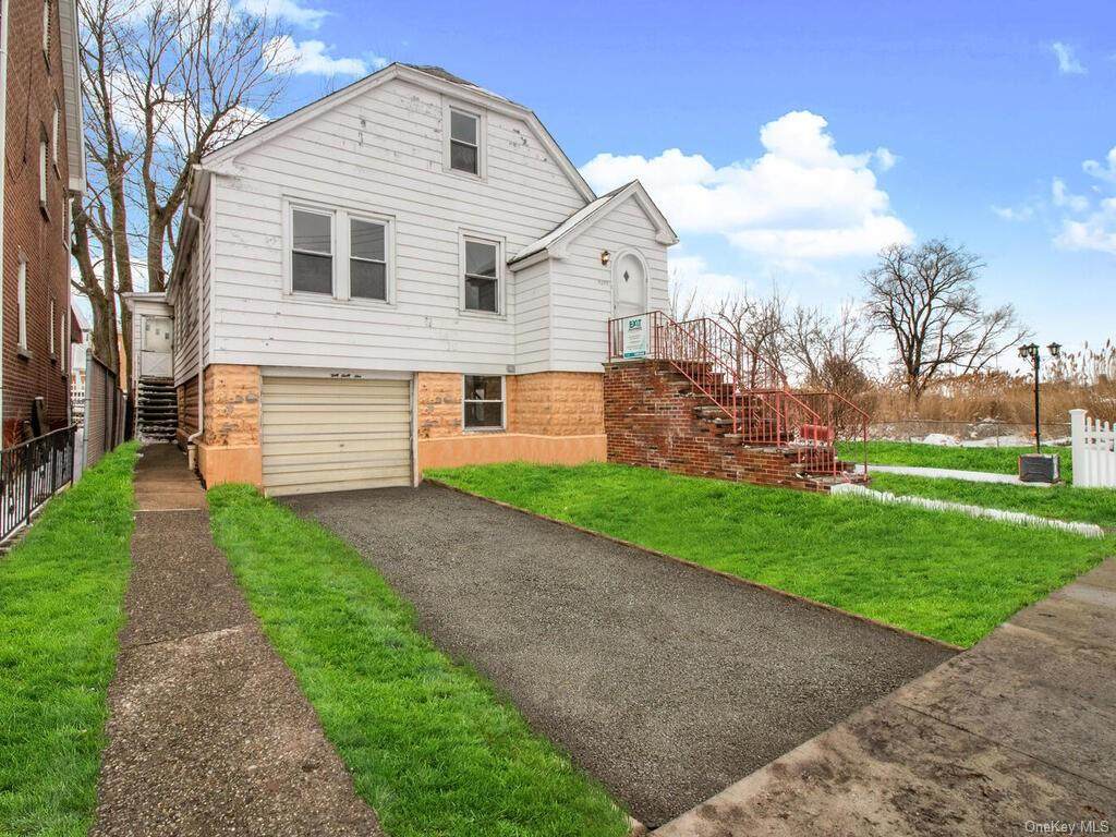 3099 Chaffee Avenue - Photo 1