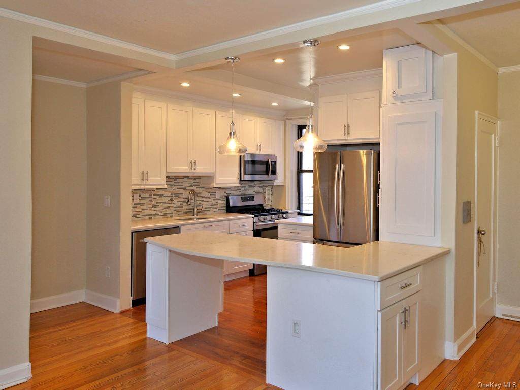 224A Larchmont Acres West - Photo 1