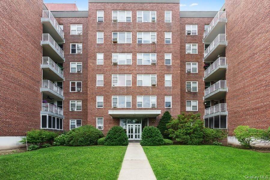 1255 North Avenue - Photo 1