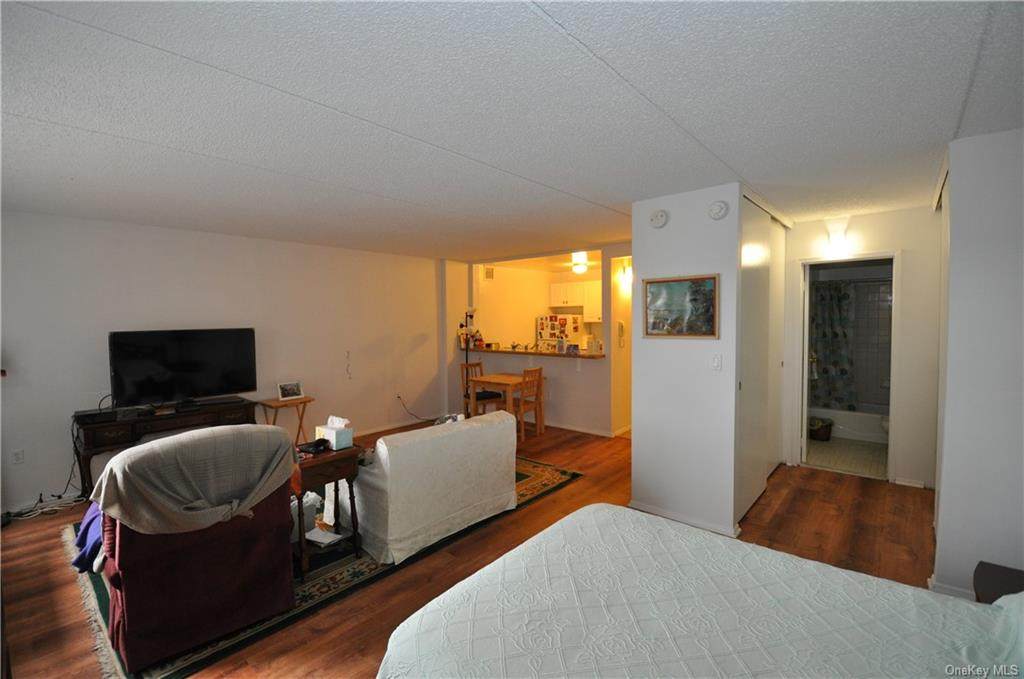 50 Columbus Avenue - Photo 1