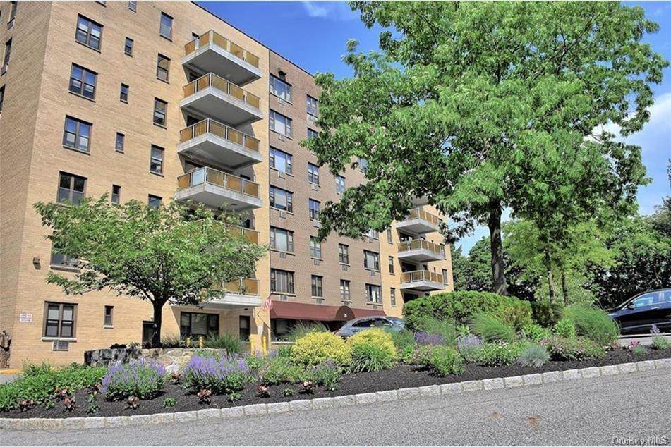 25 Stewart Place - Photo 1