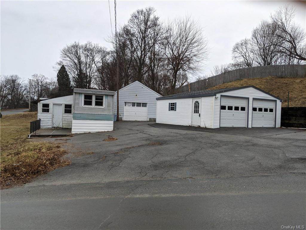 75 Blanche Avenue - Photo 1