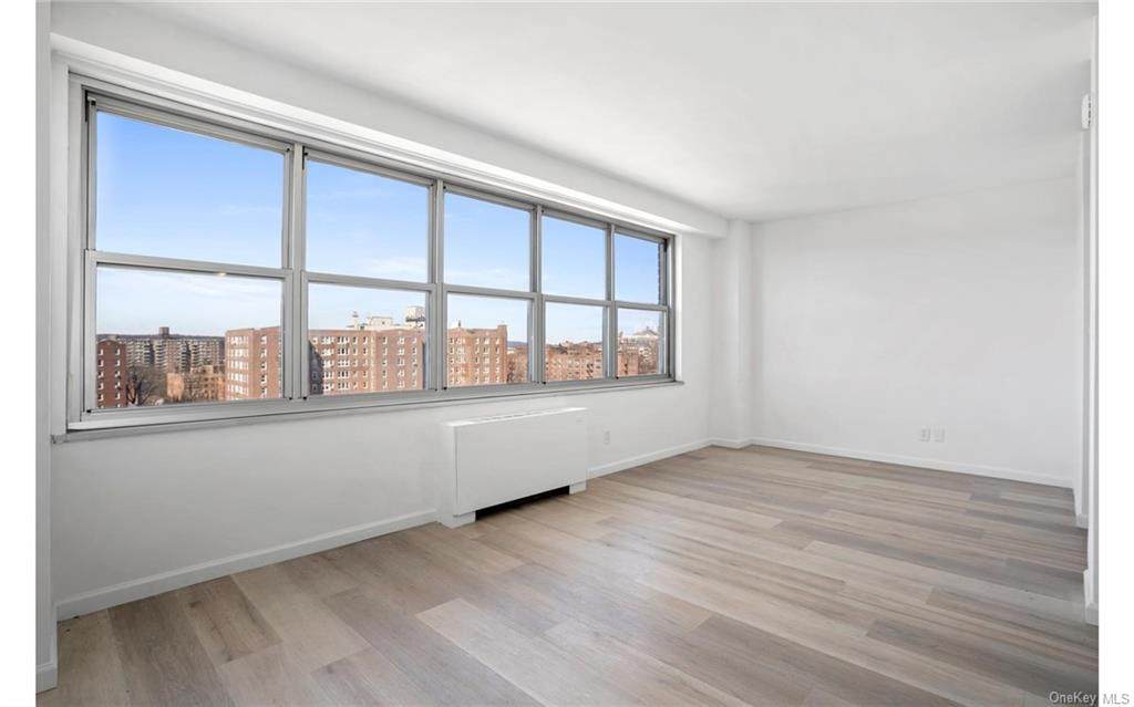 555 Kappock Street - Photo 1