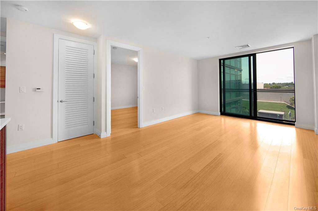 701 Ridge Hill Boulevard - Photo 1
