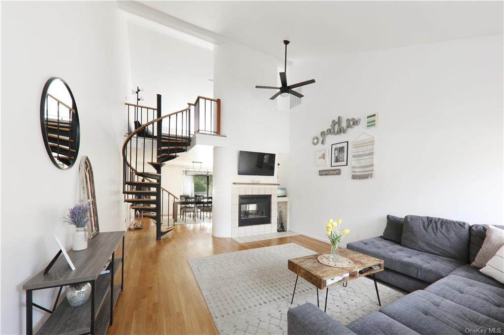 252 Deer Hill Road - Photo 1