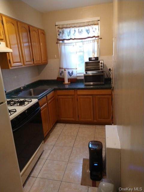 5 Stokes Road - Photo 1