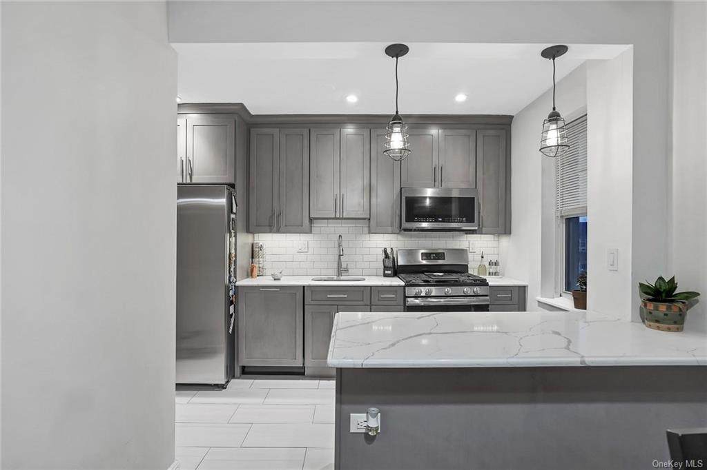 50 Broadway - Photo 1