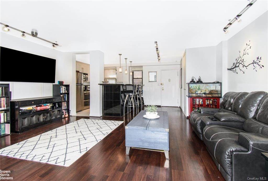 4901 Henry Hudson Parkway - Photo 1