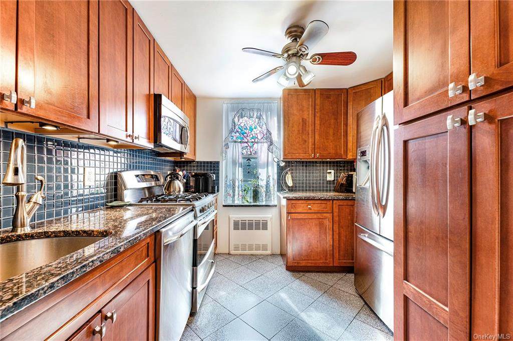 255 Fieldston Terrace - Photo 1