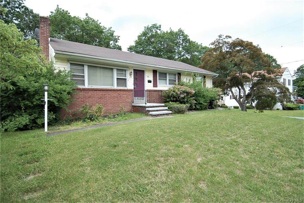 115 Ray Boulevard - Photo 1