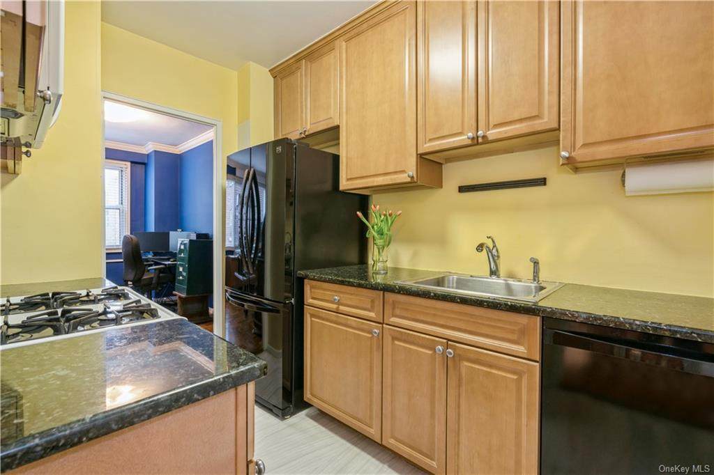 260 Garth Road - Photo 1