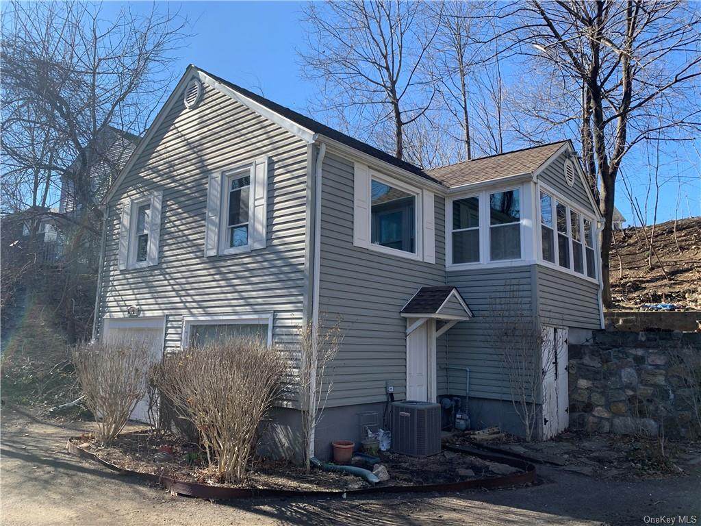 33 Seven Lakes Drive - Photo 1