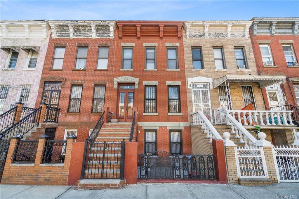 434 144th Street - Photo 1