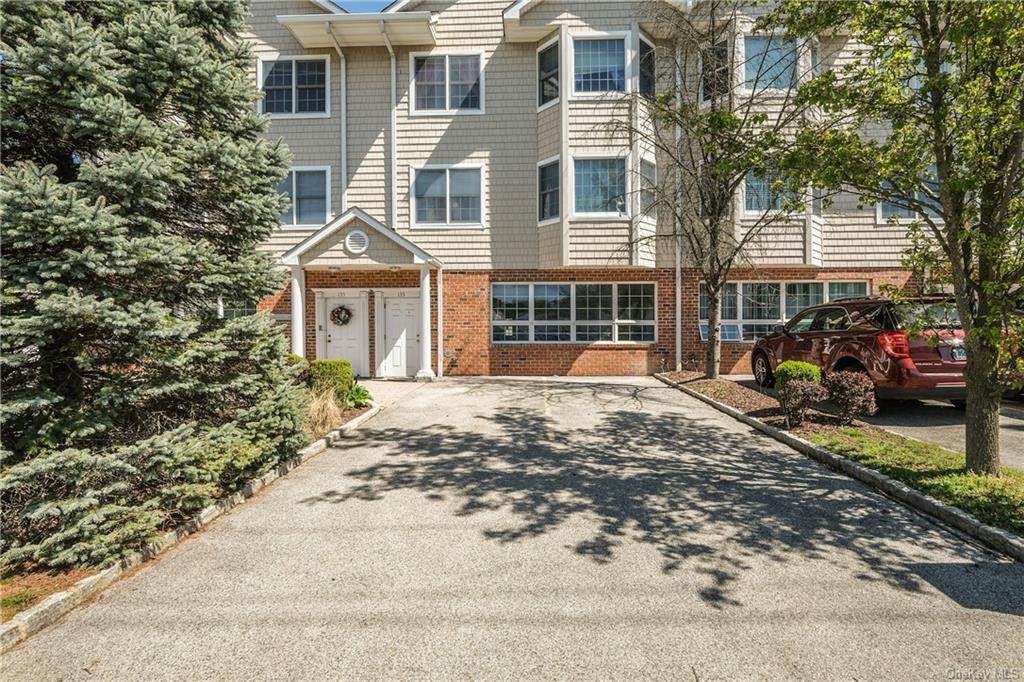 135 Montgomery Avenue - Photo 1