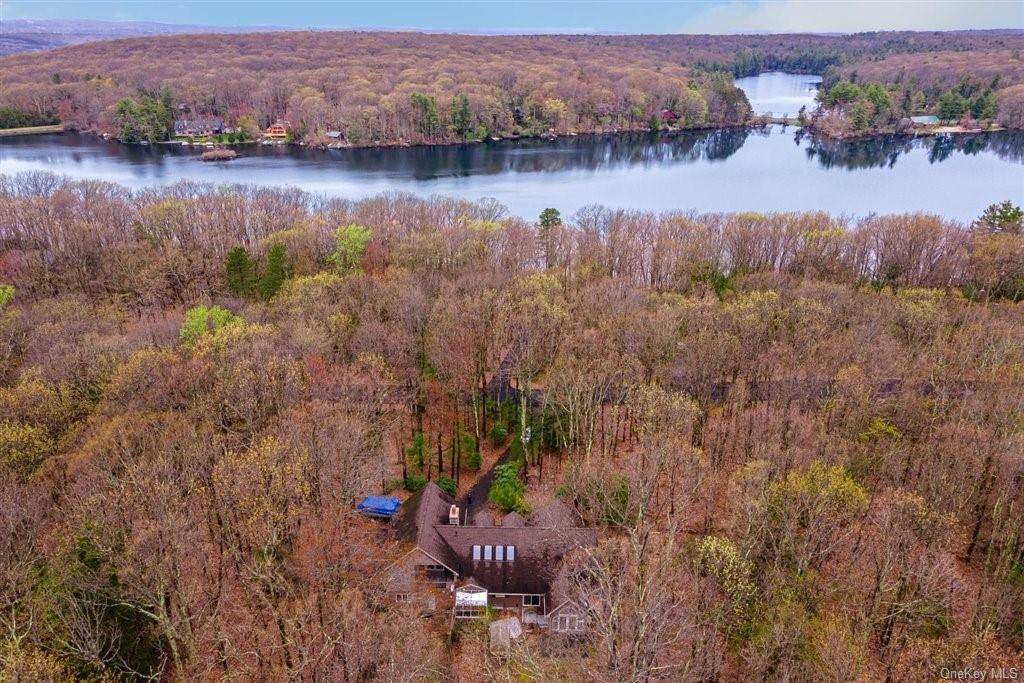 333 Shore Drive - Photo 1