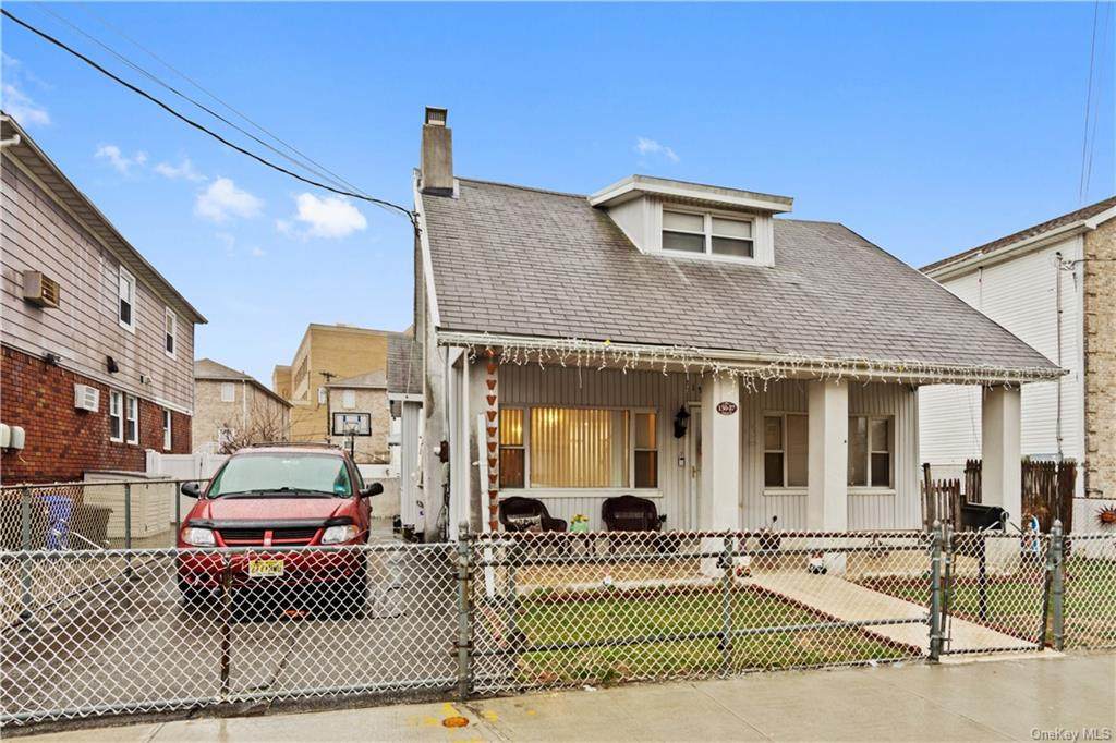 150-27 Tahoe Street - Photo 1