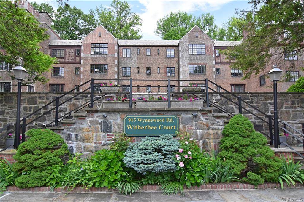 915 Wynnewood Road - Photo 1
