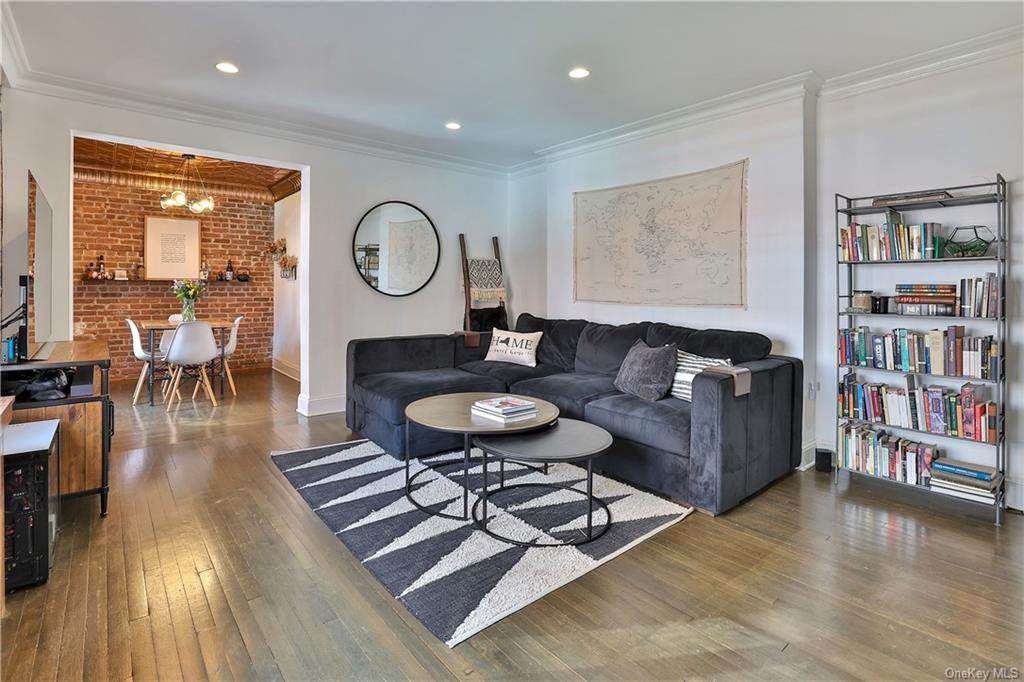 20 Broadway - Photo 1