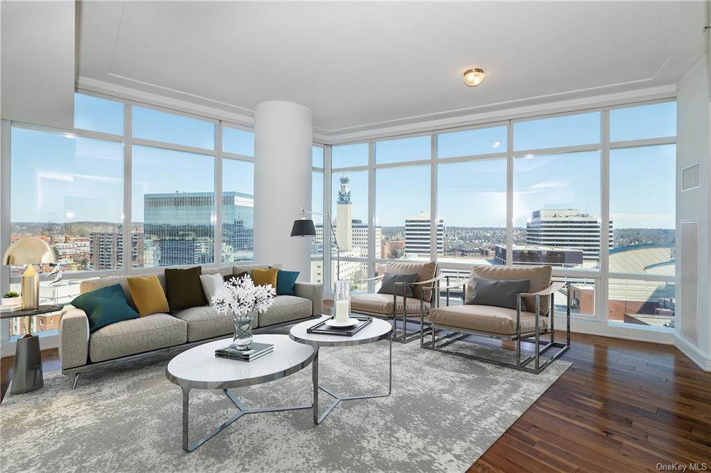 5 Renaissance Square - Photo 1