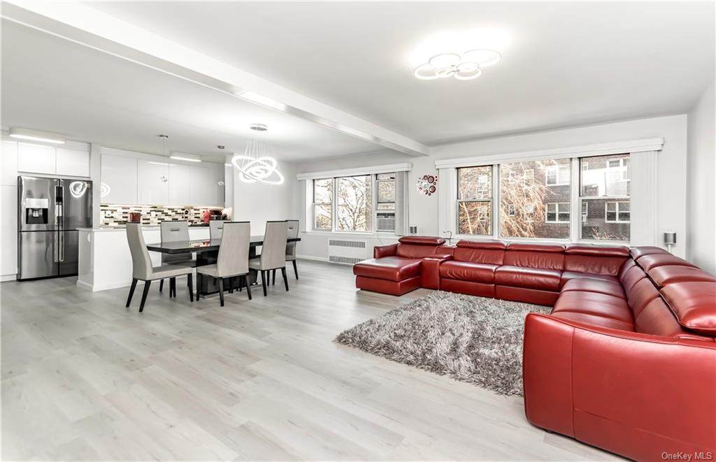 3850 Hudson Manor Terrace - Photo 1