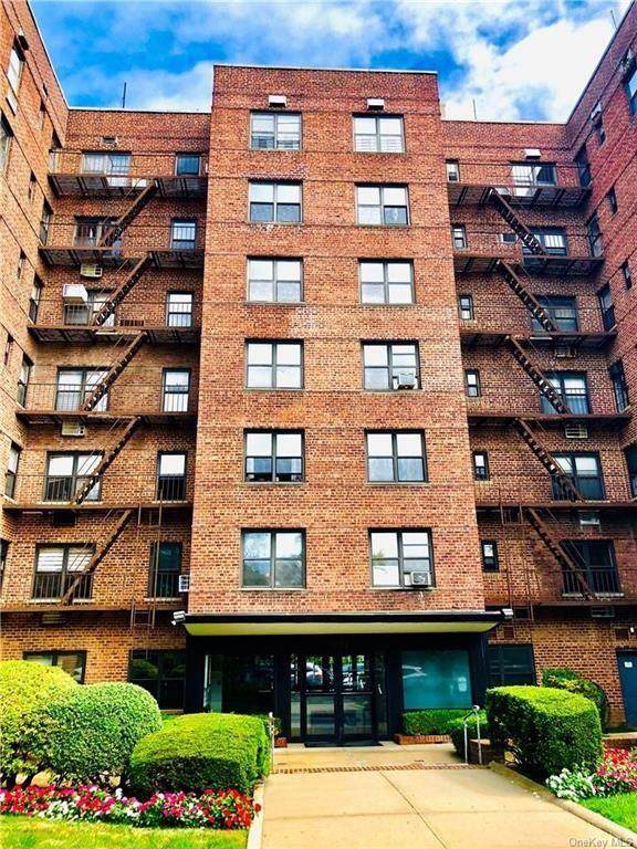 1075 Ocean Parkway - Photo 1