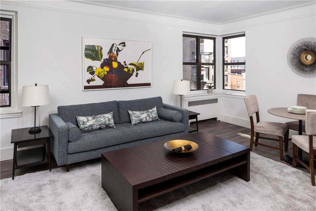3000 Valentine Avenue - Photo 1