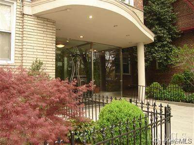 4295 Webster Avenue - Photo 1