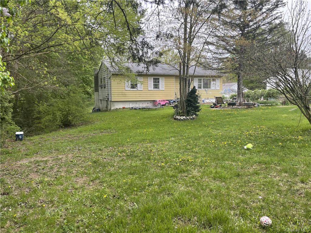 19 Cedar Lane - Photo 1