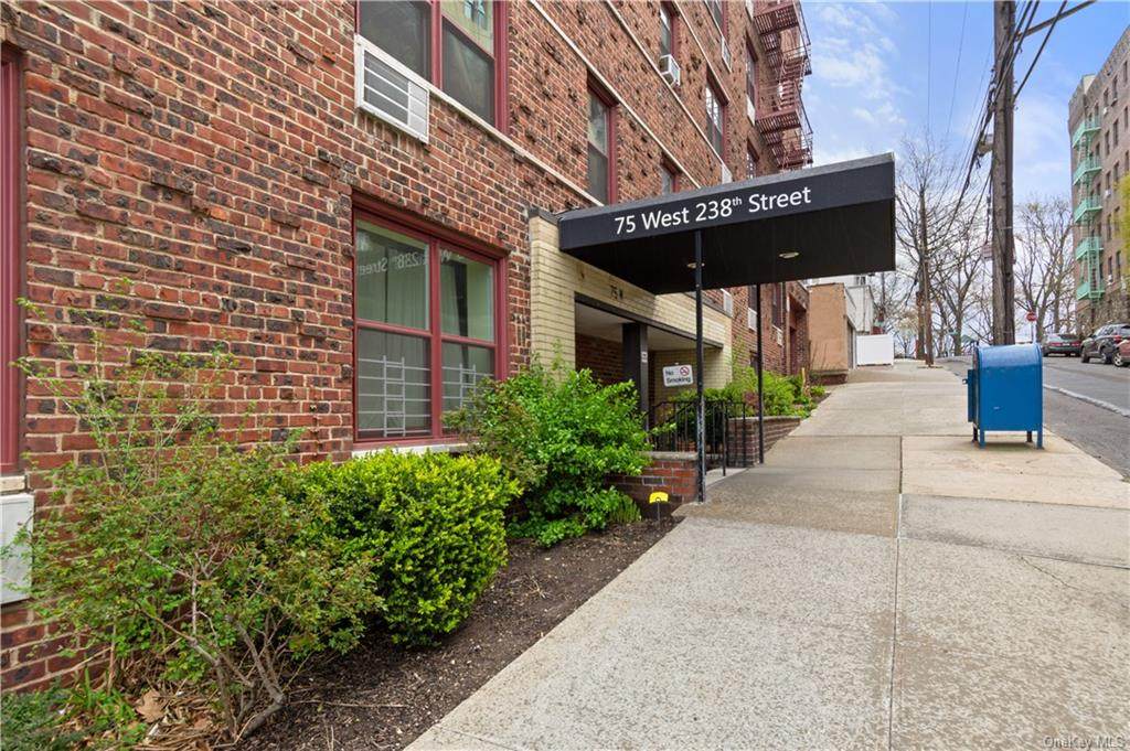 75 238 Street - Photo 1